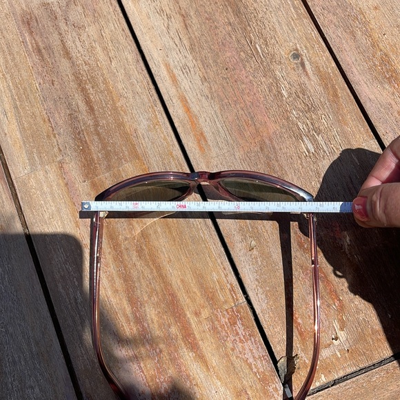 Tory Burch Sunglasses - Picture 7 of 8